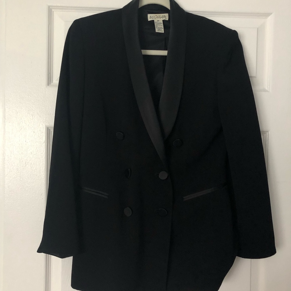 Ann Taylor Petite Black Blazer